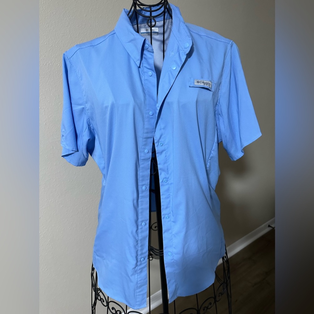 Womens Columbia Outdoors Shirt